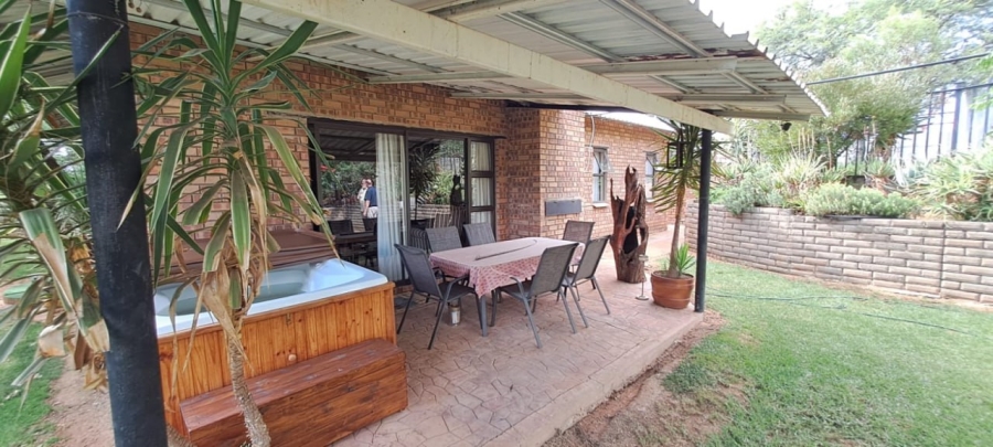 15 Bedroom Property for Sale in Kellys View Free State